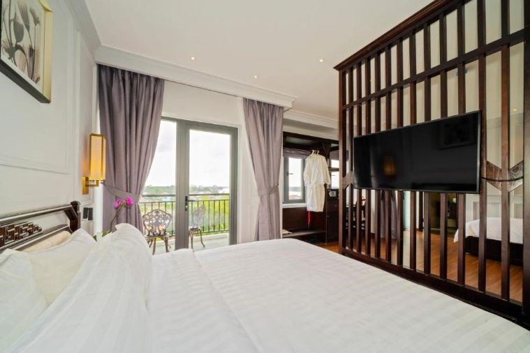 Phòng Family Suite With Balcony